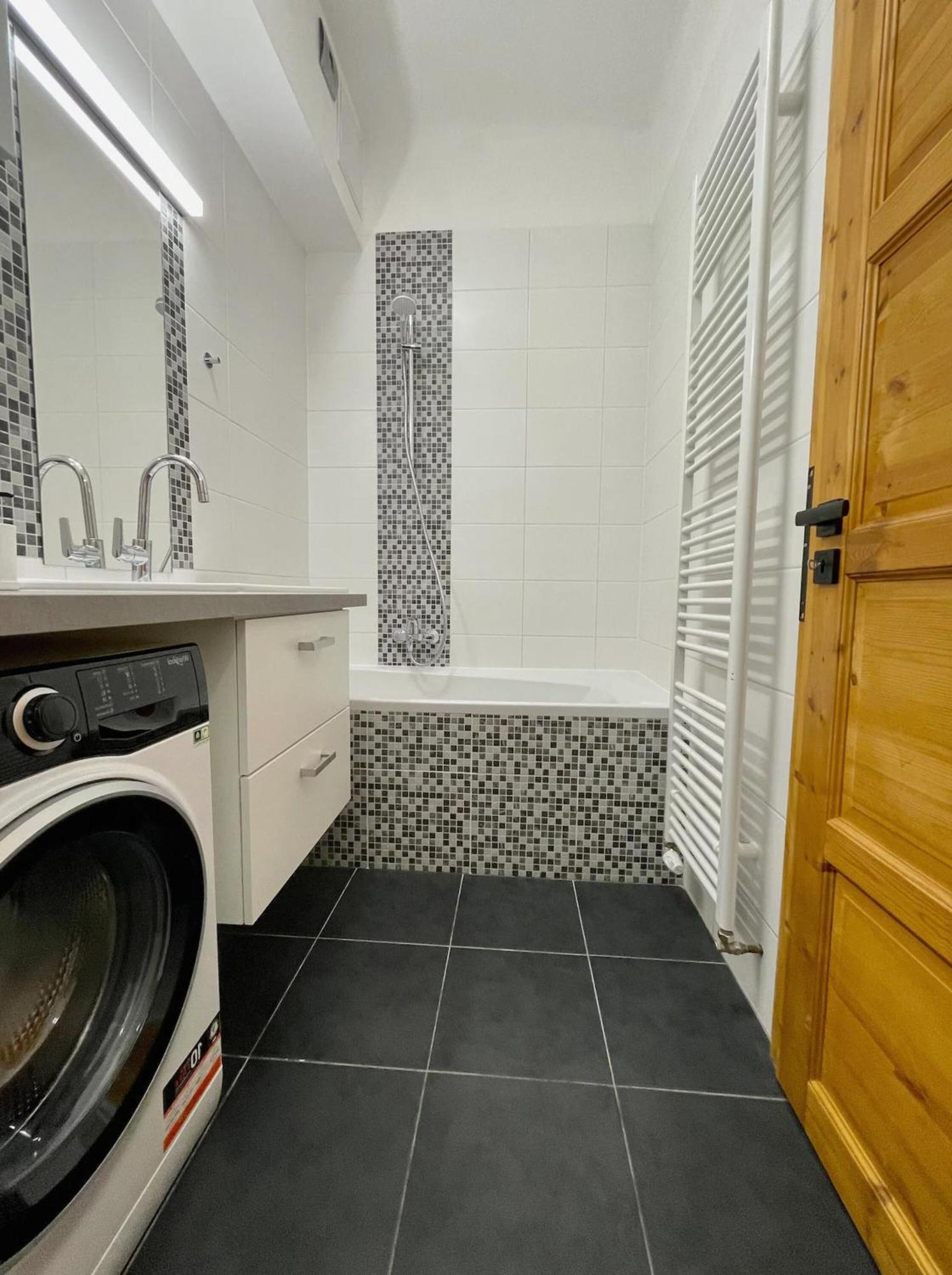 Prijetno Stanovanje V Modernem Slogu Apartment Ljubljana