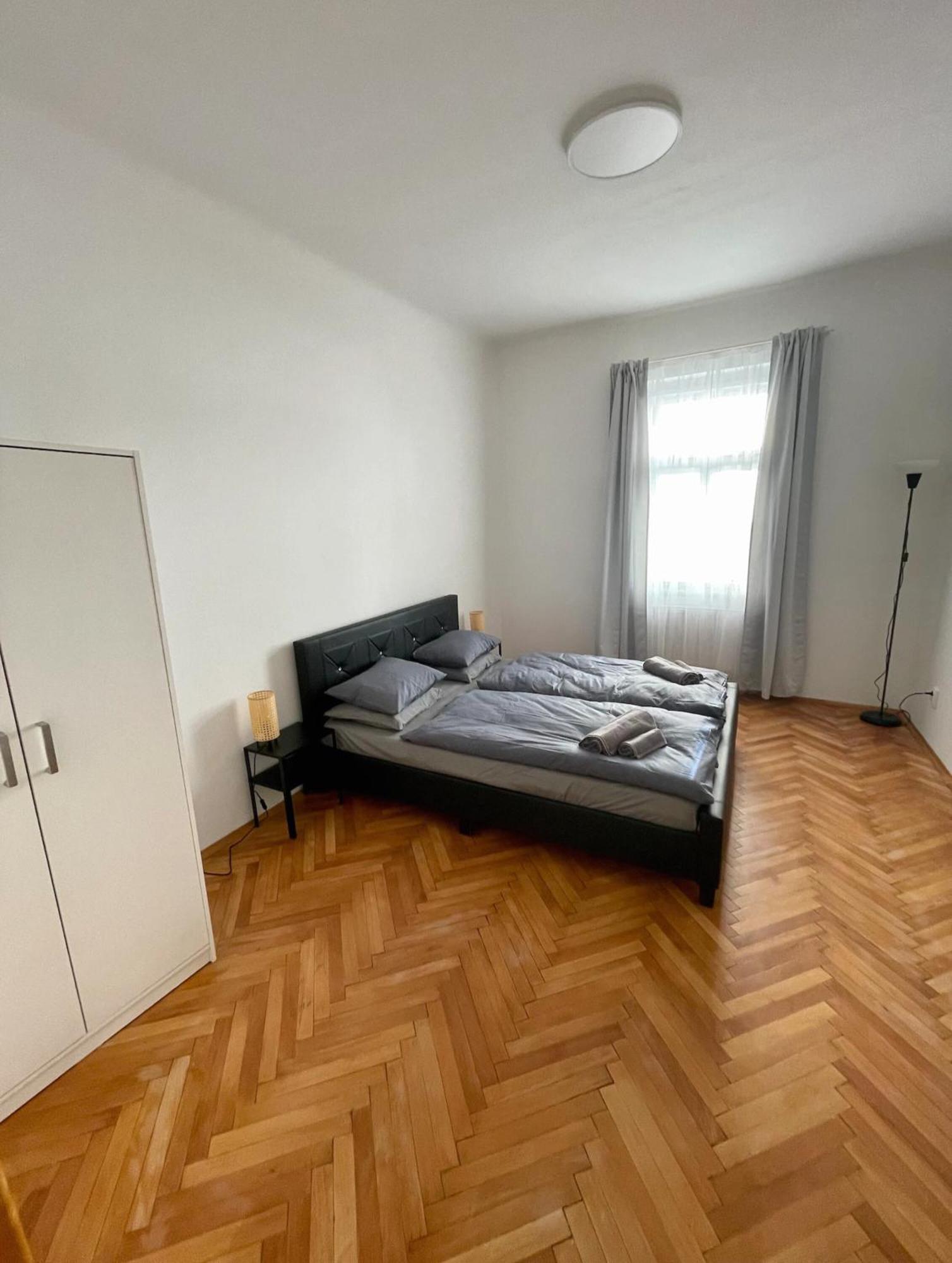 Apartment Prijetno Stanovanje V Modernem Slogu Ljubljana